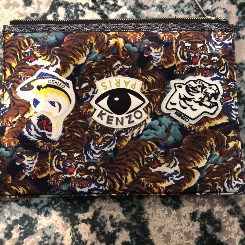Kenzo clutch